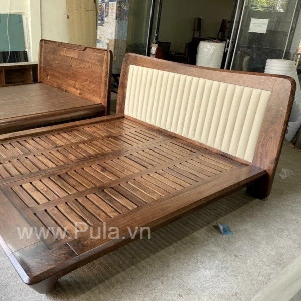 Giường ngủ gỗ Óc chó cao cấp Pula
